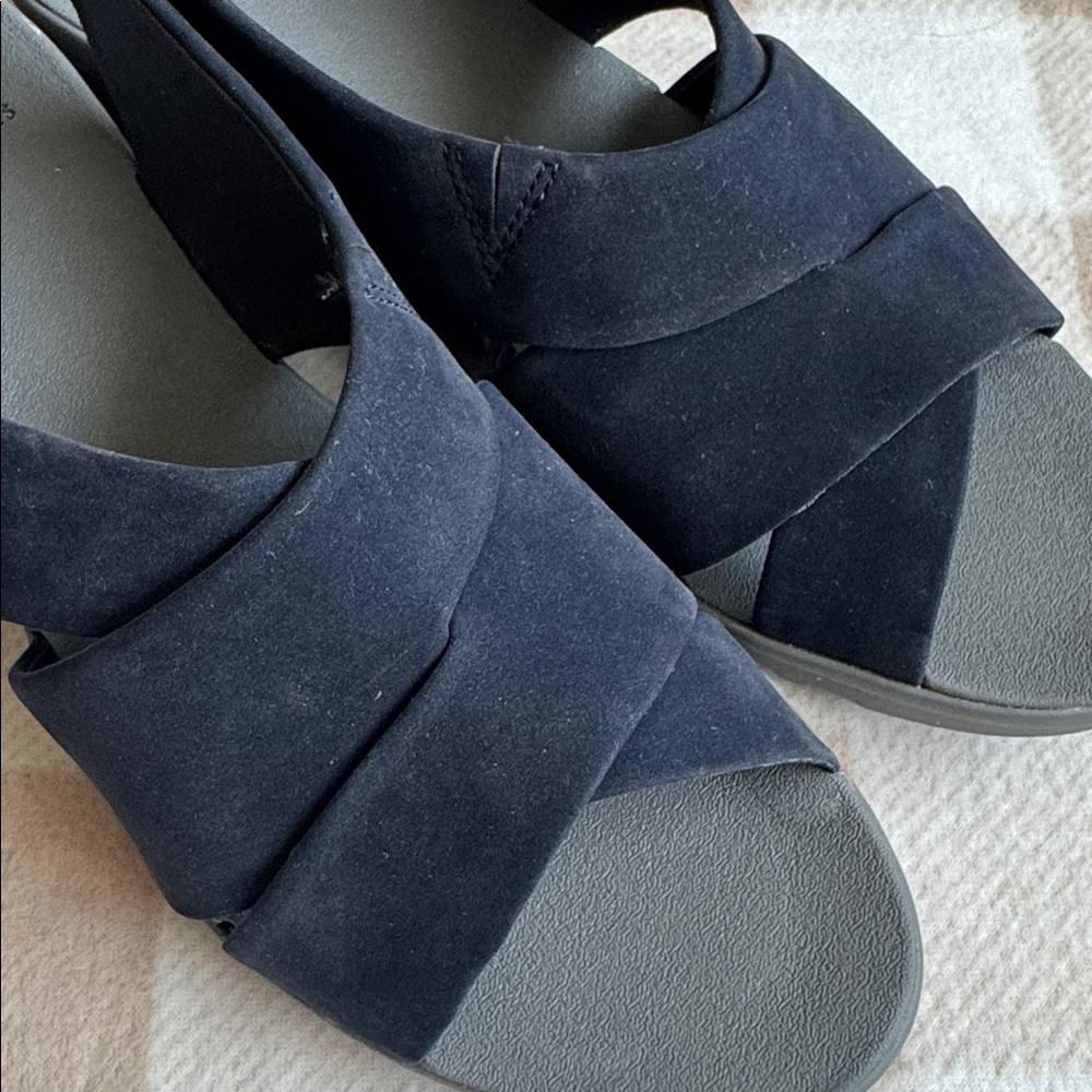 Cloudsteppers by Clark Sandals - Picture 5 of 8